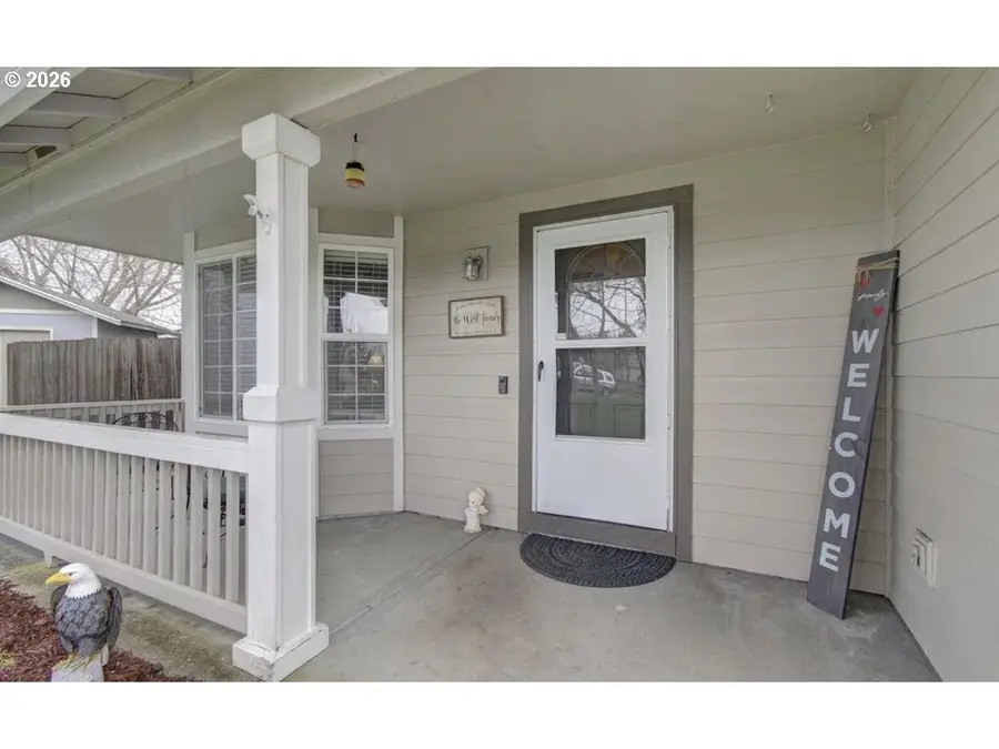 300 NW 12th St, Battle Ground, WA 98604 - #2