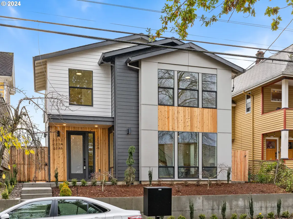 2232 SE Ankeny St #2, Portland, OR 97214 - Image #1