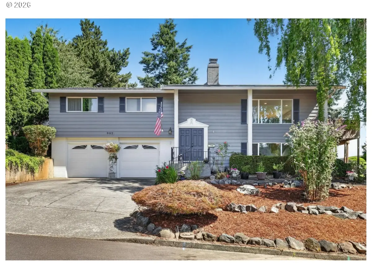 985 NW 3rd St, Gresham, OR 97030 - #1