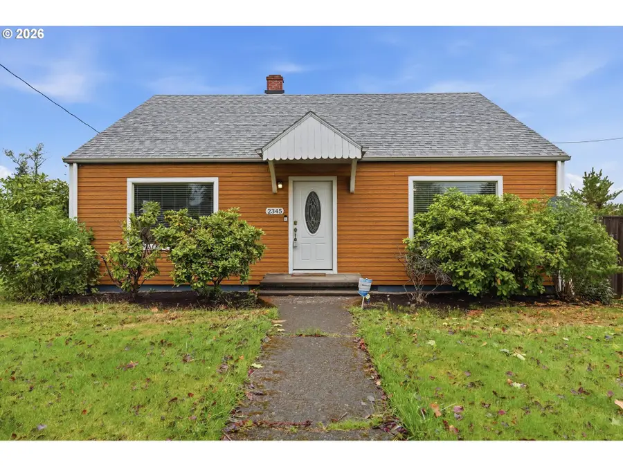 2345 NE Division St, Gresham, OR 97030 - #2