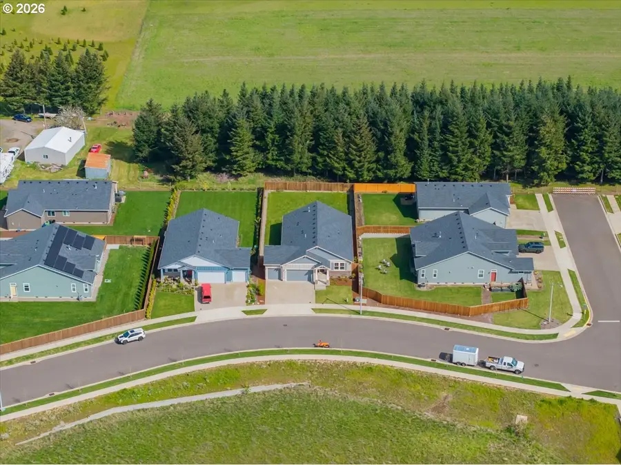 315 Cypress St, Mount Angel, OR 97362 - #2