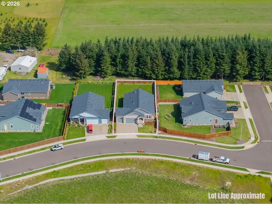 315 Cypress St, Mount Angel, OR 97362 - #3