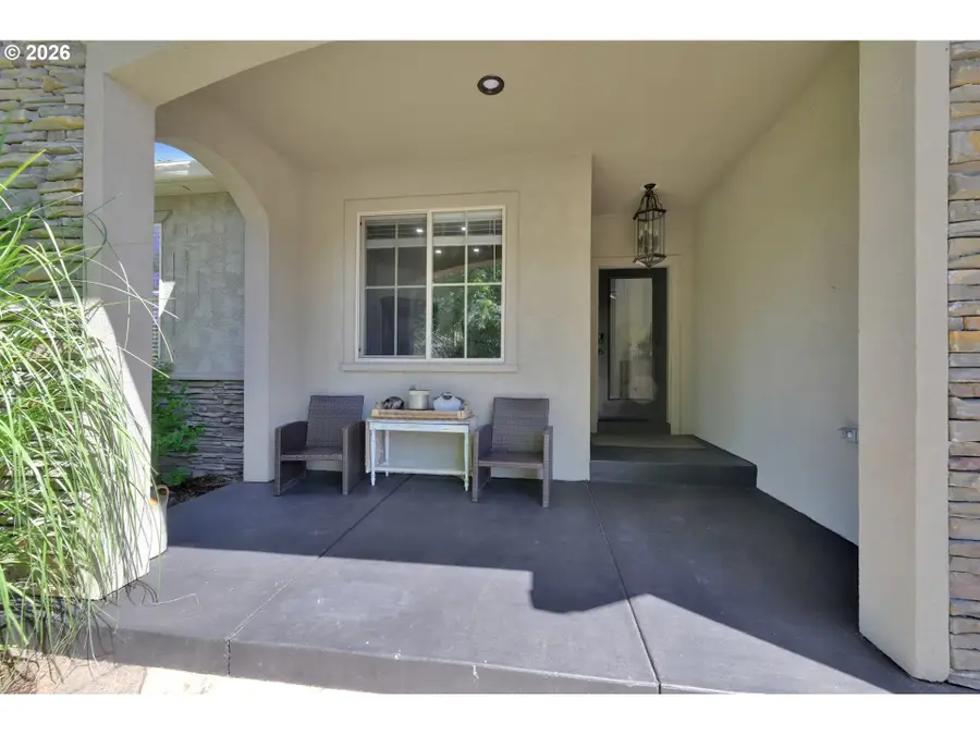 2183 Ashbury Dr, Eugene, OR 97408 - #3