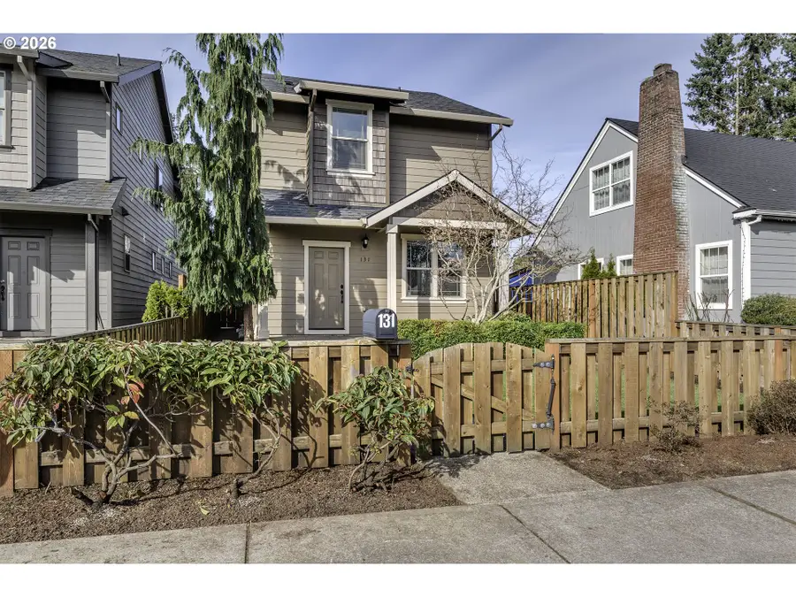 131 NW Connell Ave, Hillsboro, OR 97124 - #3