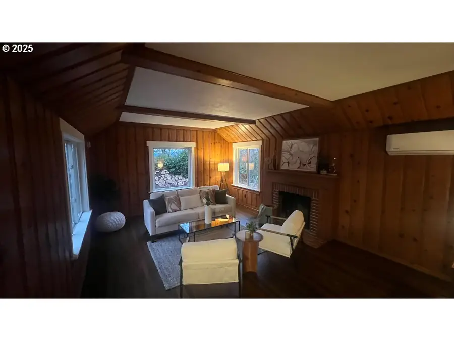 8155 SW Canyon Rd, Beaverton, OR 97225 - Image #3