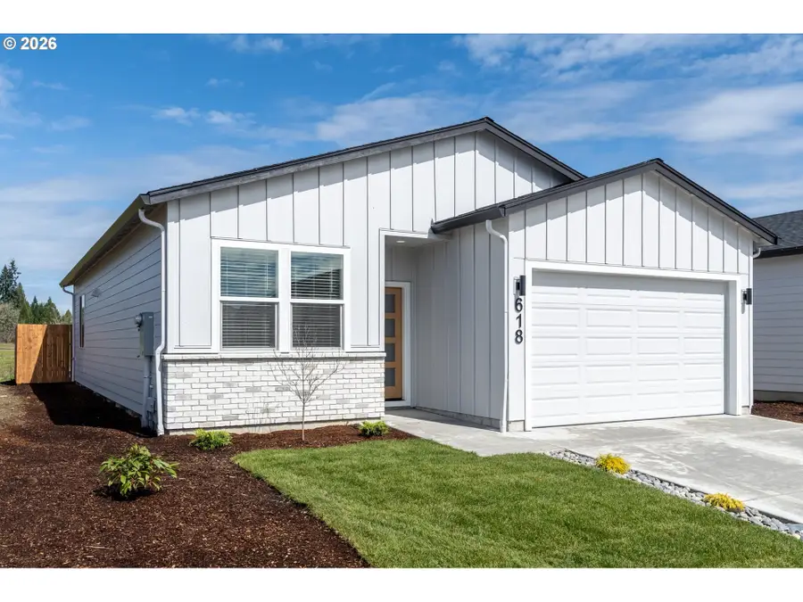 618 SE 34th St, Battle Ground, WA 98604 - #2