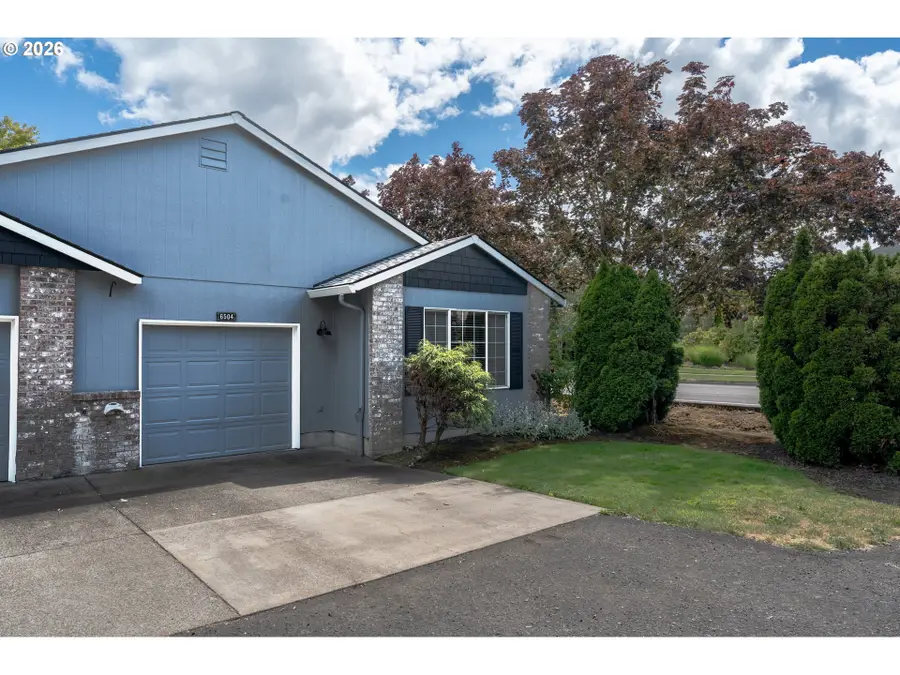 6504 NE Chestnut St, Hillsboro, OR 97124 - #2