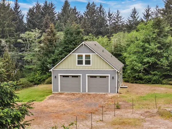 31330 Sandridge Rd, OceanPark, WA 98640