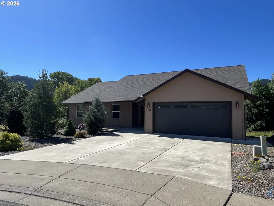 155 SE Callaham Ct, Myrtle Creek, OR 97457 - #2