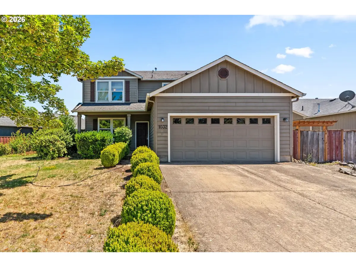 1032 S 1st St, Cottage Grove, OR 97424 - #1