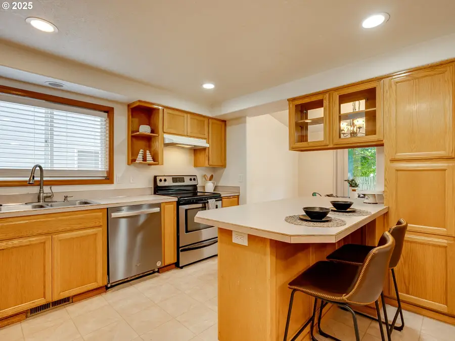 1065 Ridgefield Ct, Stayton, OR 97383 - Image #3