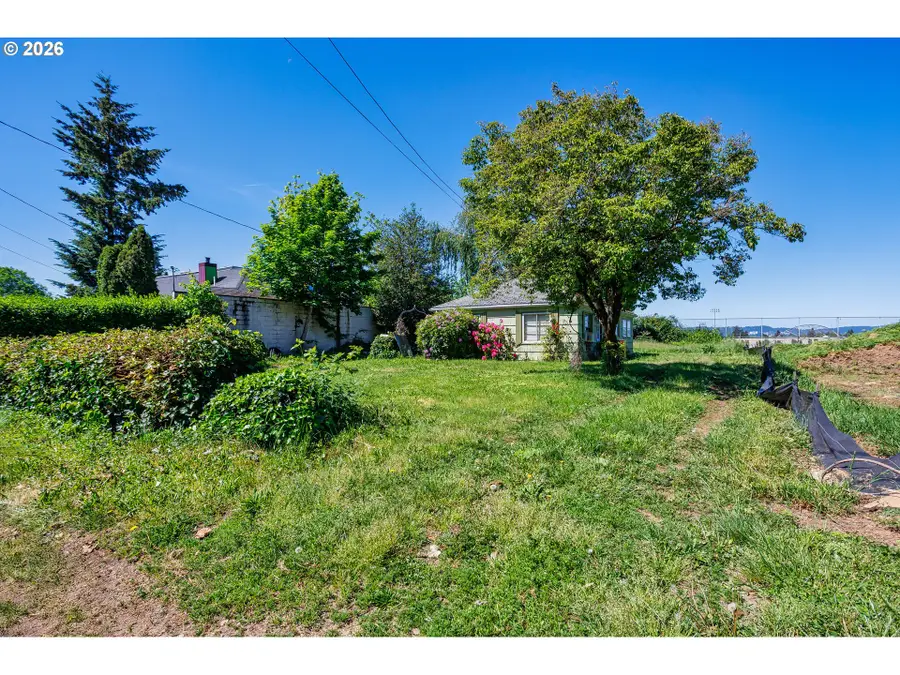 4021 SE 91st Ave, Portland, OR 97035 - #3