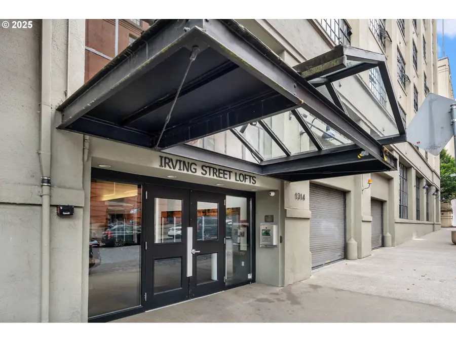 1314 NW Irving St #609, Portland, OR 97209 - Image #2