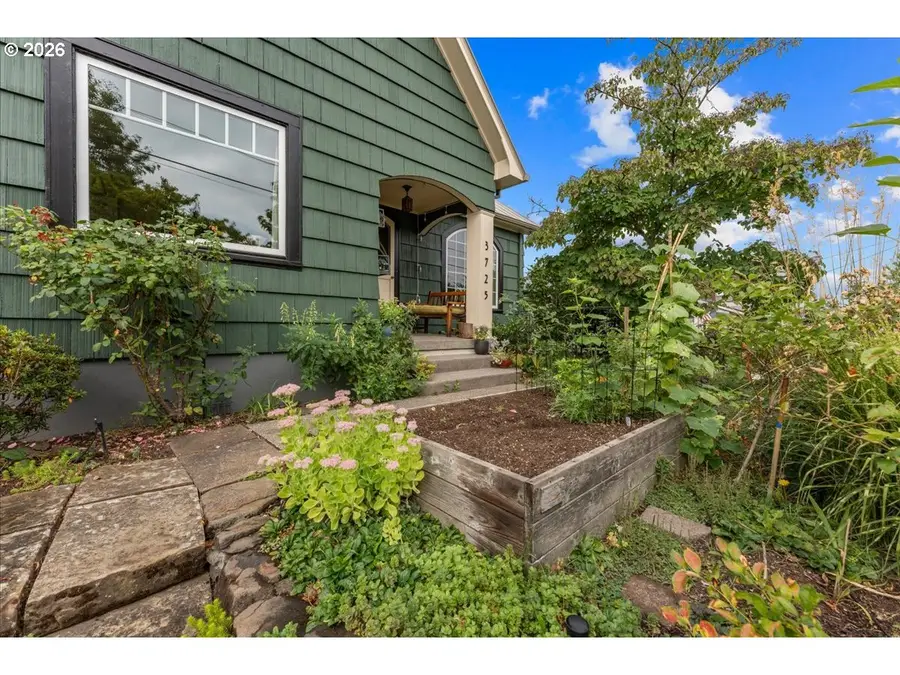 3725 NE 72nd Ave, Portland, OR 97213 - #3