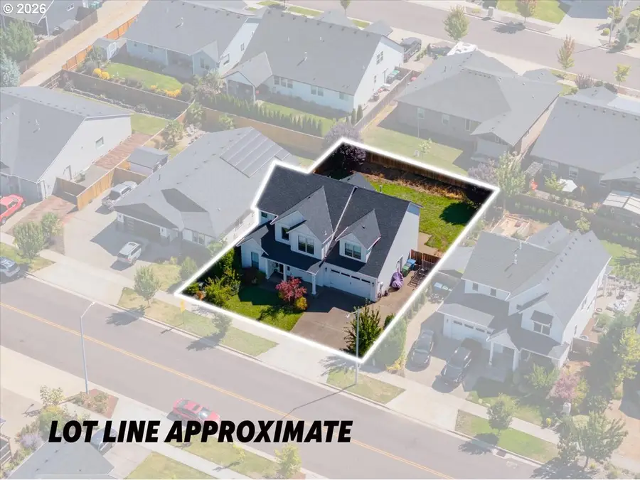 810 Ike Mooney Rd, Silverton, OR 97381 - #2