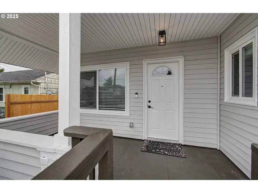 804 S 6th Ave, Kelso, WA 98626 - Image #3