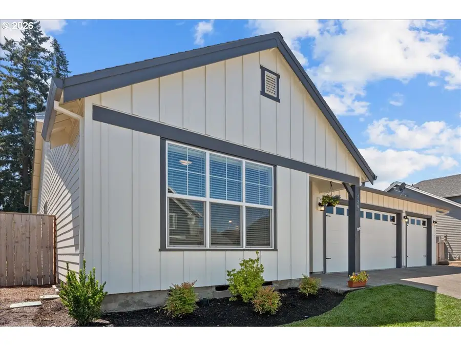 229 NE 17th Ave, Canby, OR 97013 - Image #3