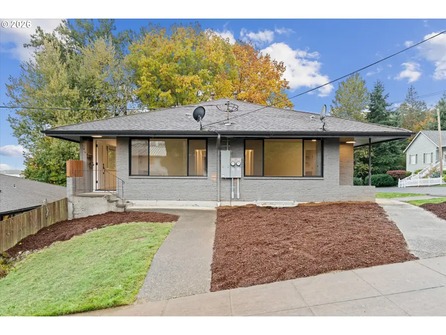 635 NE Dallas St, Camas, WA 98607 - Image #2