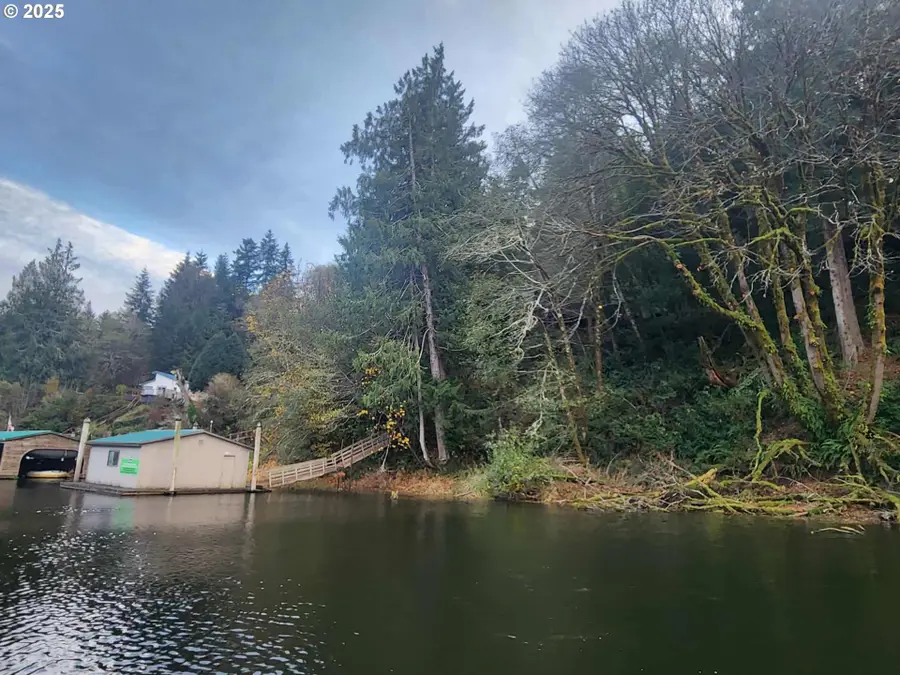 763 N Tenmile, Lakeside, OR 97449 - Image #2