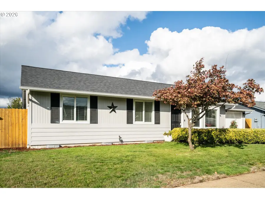 3316 Redwood Dr, Springfield, OR 97478 - #3