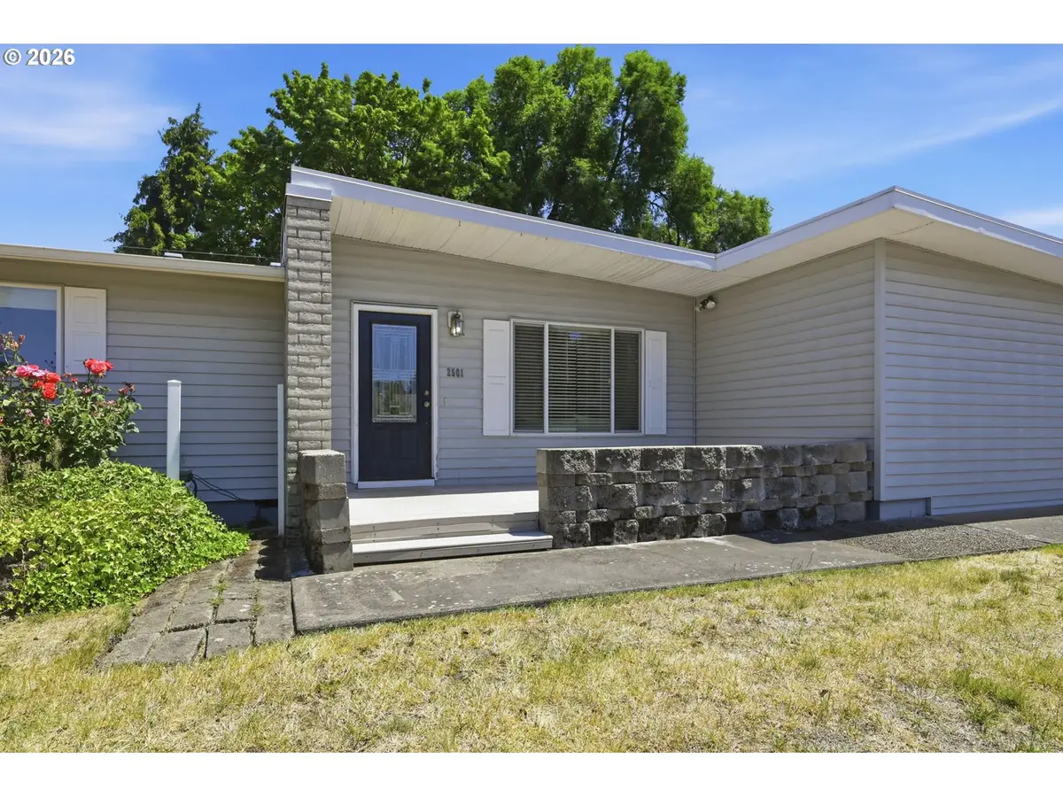 2501 Stratford St, Eugene, OR 97404 - #1