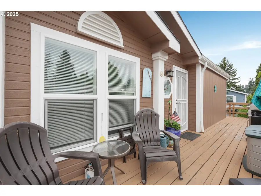 18780 Central Point Rd #19, Oregon City, OR 97045 - Image #2