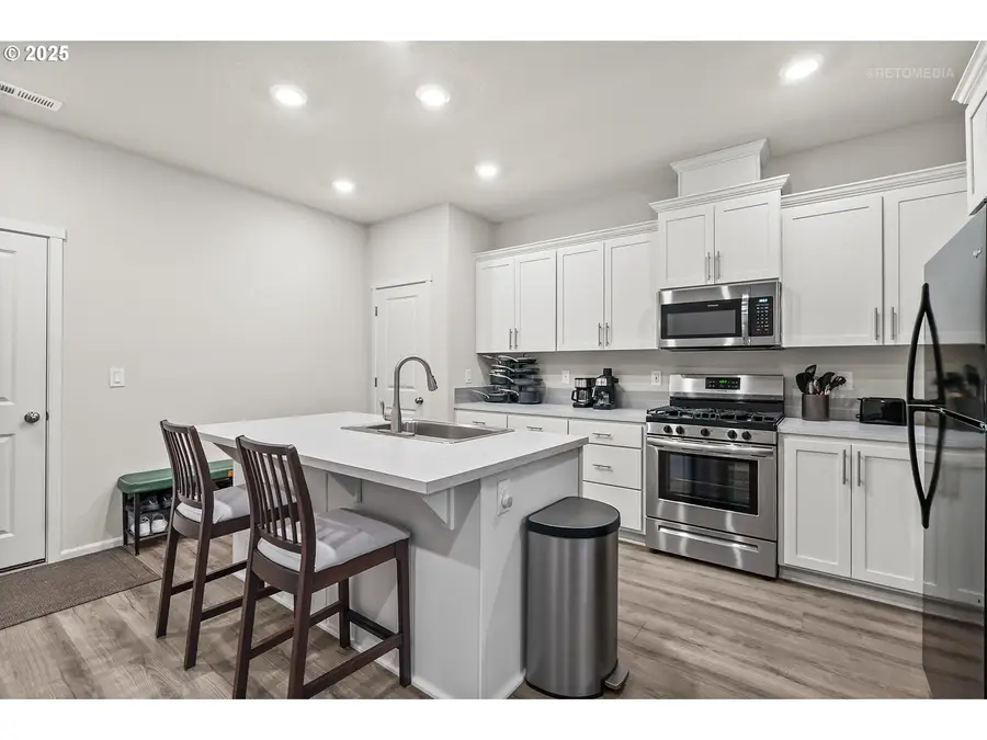 31021 NW North Ave, North Plains, OR 97133 - #2