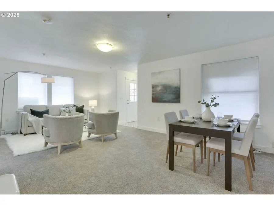 9837 NE Irving St #301, Portland, OR 97220 - Image #3