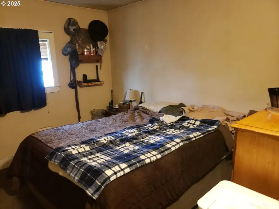 205 W Adams St, Huntington, OR 97907 - Image #3