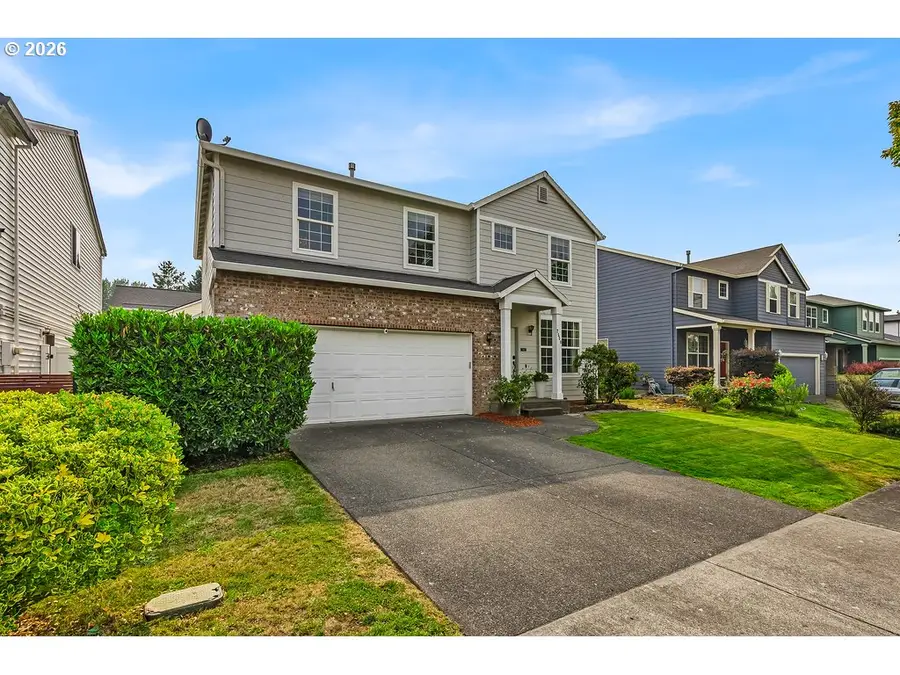 2550 Edgewater Dr, Woodburn, OR 97071 - #3