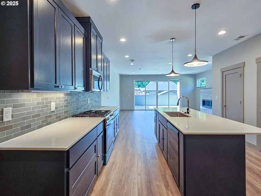 13290 SW Bradley Ln, King City, OR 97224 - Image #3