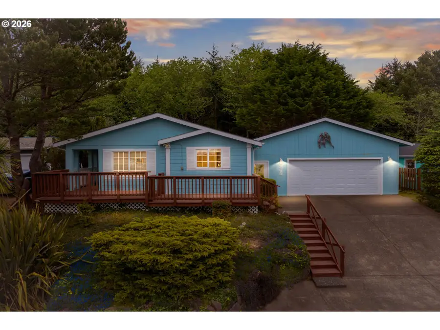 365 NE 70th Dr, Newport, OR 97365 - #2