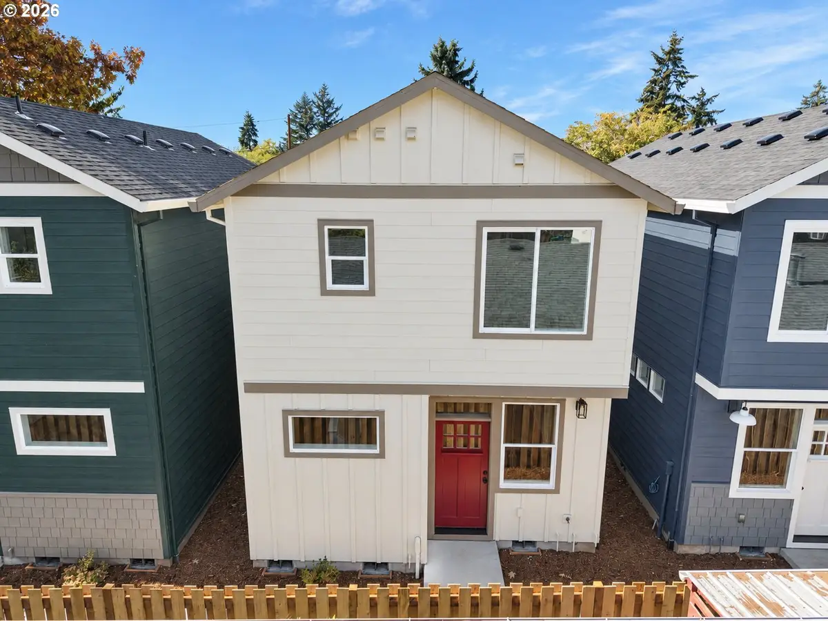 8720 SE Bybee Blvd, Portland, OR 97266 - #1
