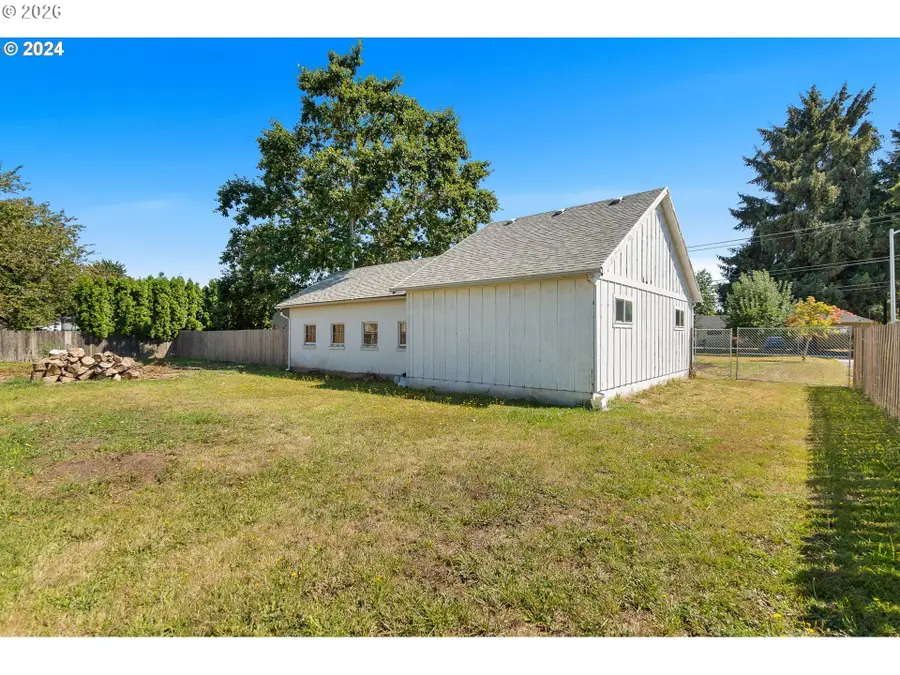 1675 NE Herrold Ct, Hillsboro, OR 97124 - #2