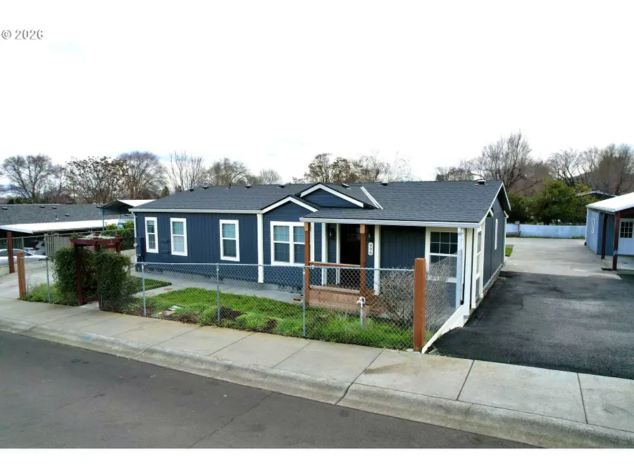 996 Honey Do St, The Dalles, OR 97058 - #2