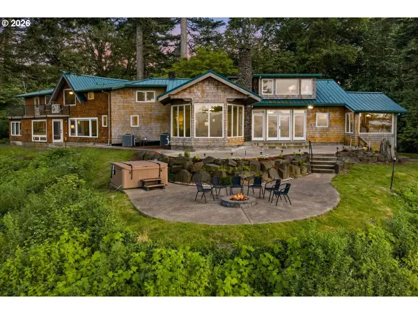 41225 E Larch Mountain Rd, Corbett, OR 97019