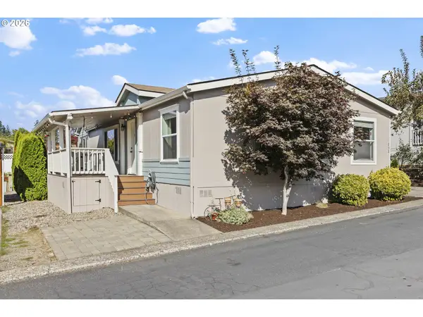 12450 SW Fischer Rd #238, Tigard, OR 97224