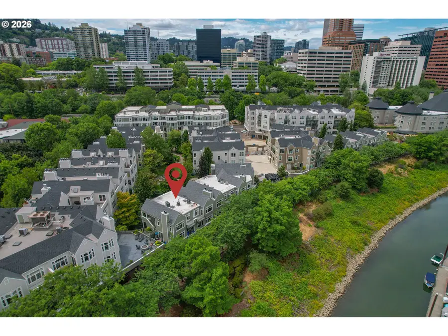225 S Montgomery St #ES 2&5, Portland, OR 97201 - #3