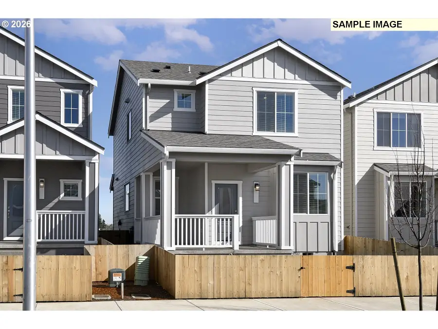 1366 Owl Ave, Woodburn, OR 97071 - #2