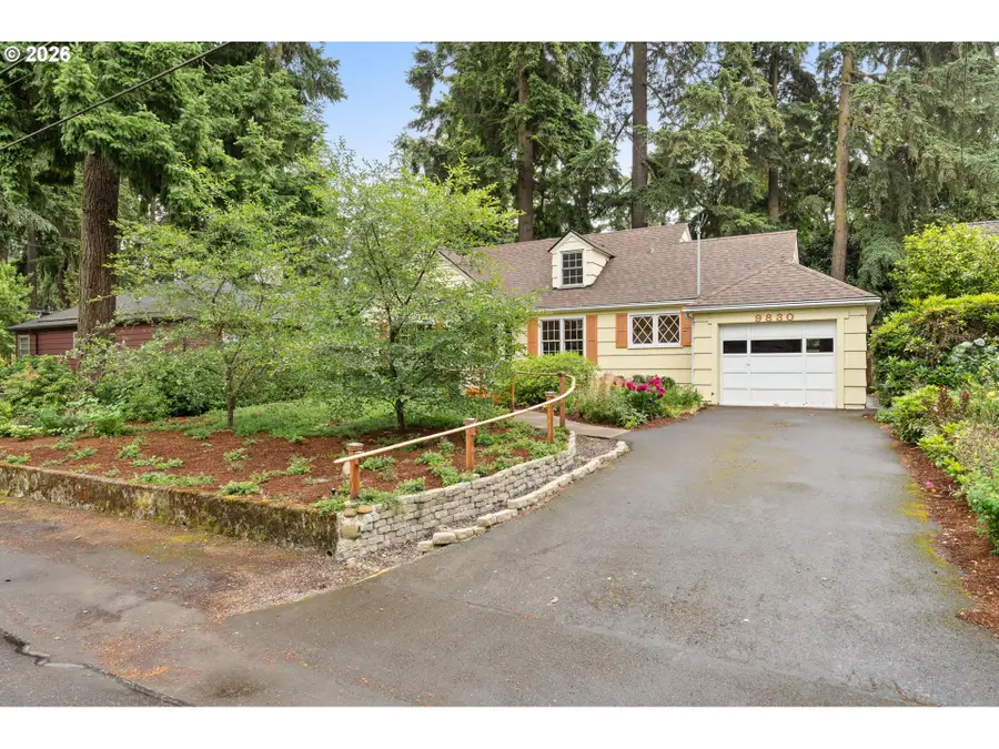 9830 NE Skidmore St, Portland, OR 97220 - #2