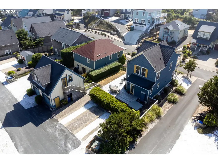 2518 SW Anemone Ave, Lincoln City, OR 97367 - Image #3