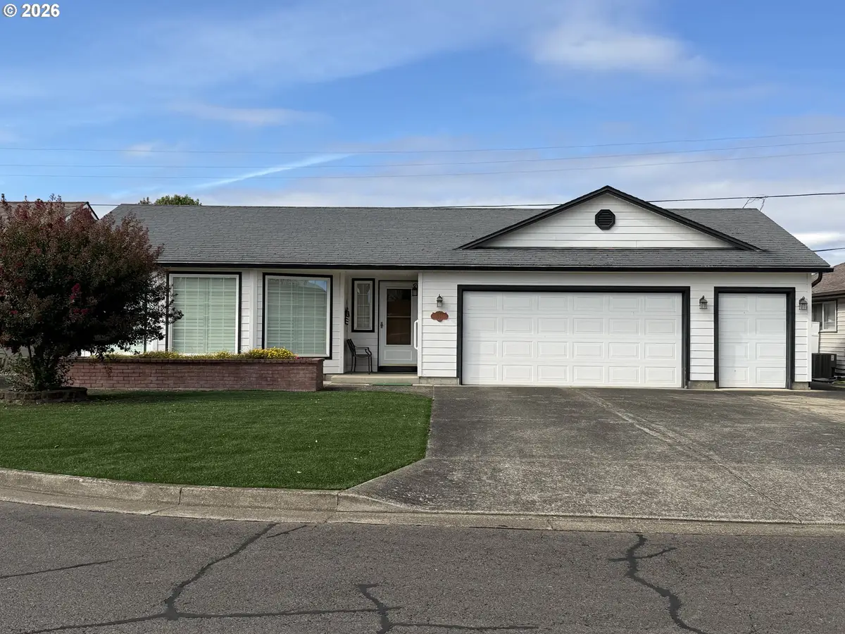 1937 Heather Way, Woodburn, OR 97071 - #1