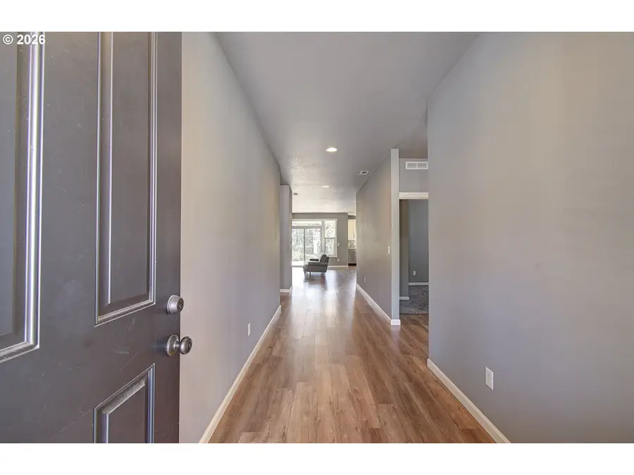 323 Stone Park, Kalama, WA 98625 - #3