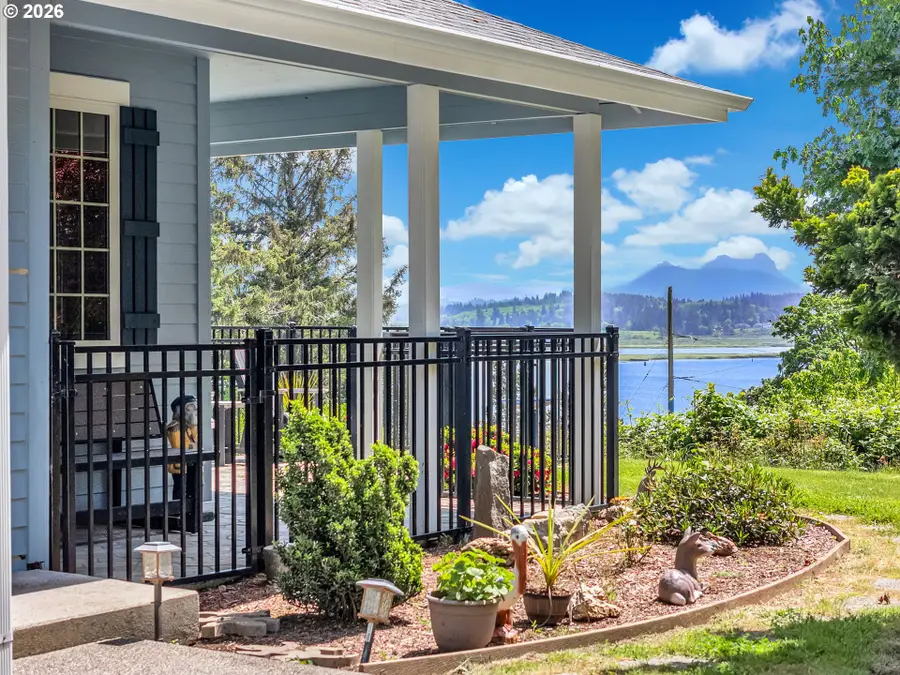 1990 SE Sheridan St, Astoria, OR 97103 - #2