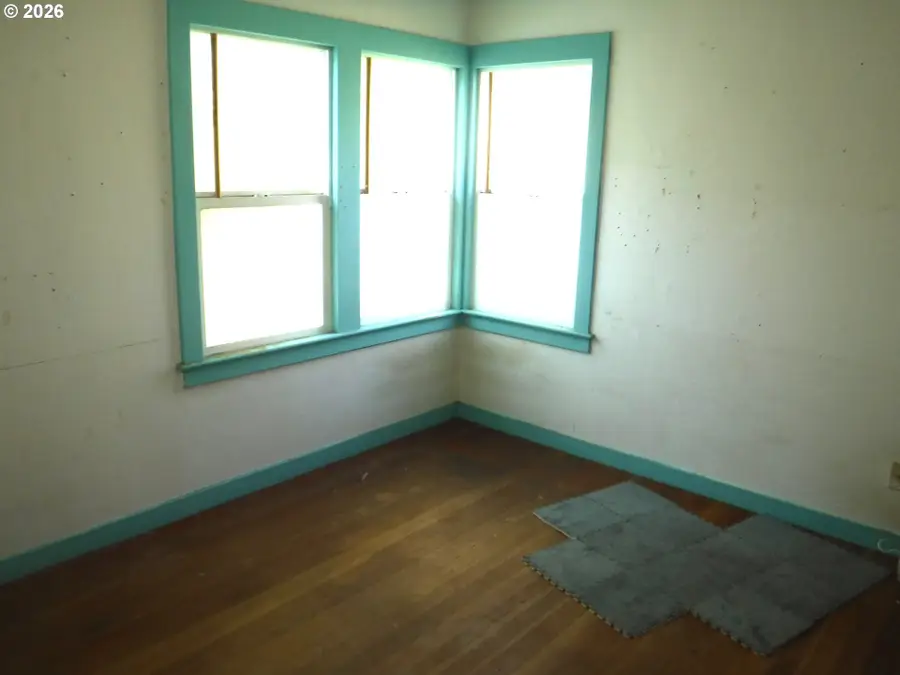 2470 Ocean Blvd, Coos Bay, OR 97420 - #2