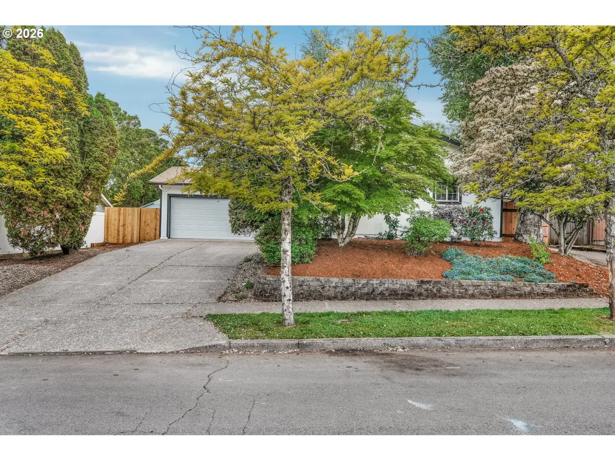 5465 Red Leaf Dr, Salem, OR 97306 - #1