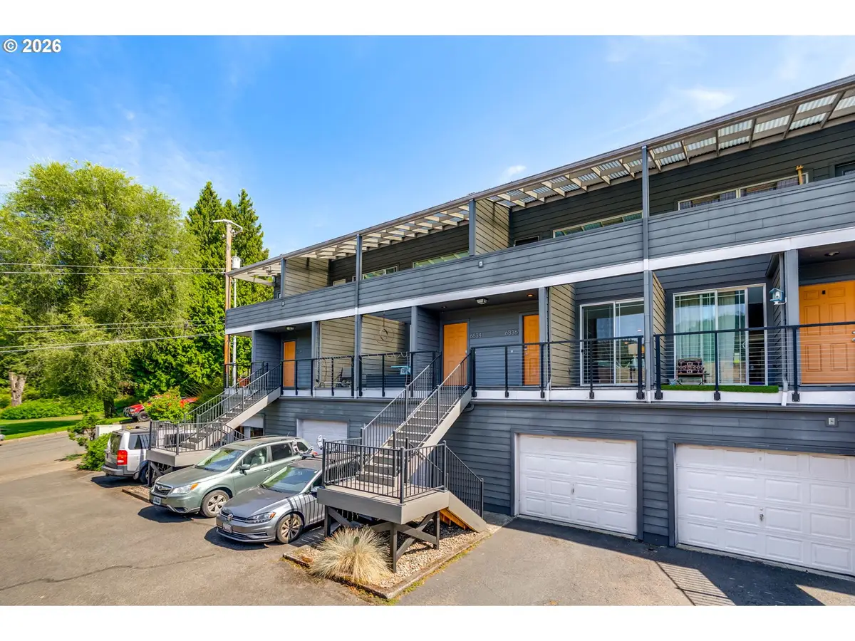 6836 N Pittsburg Ave, Portland, OR 97203 - #1