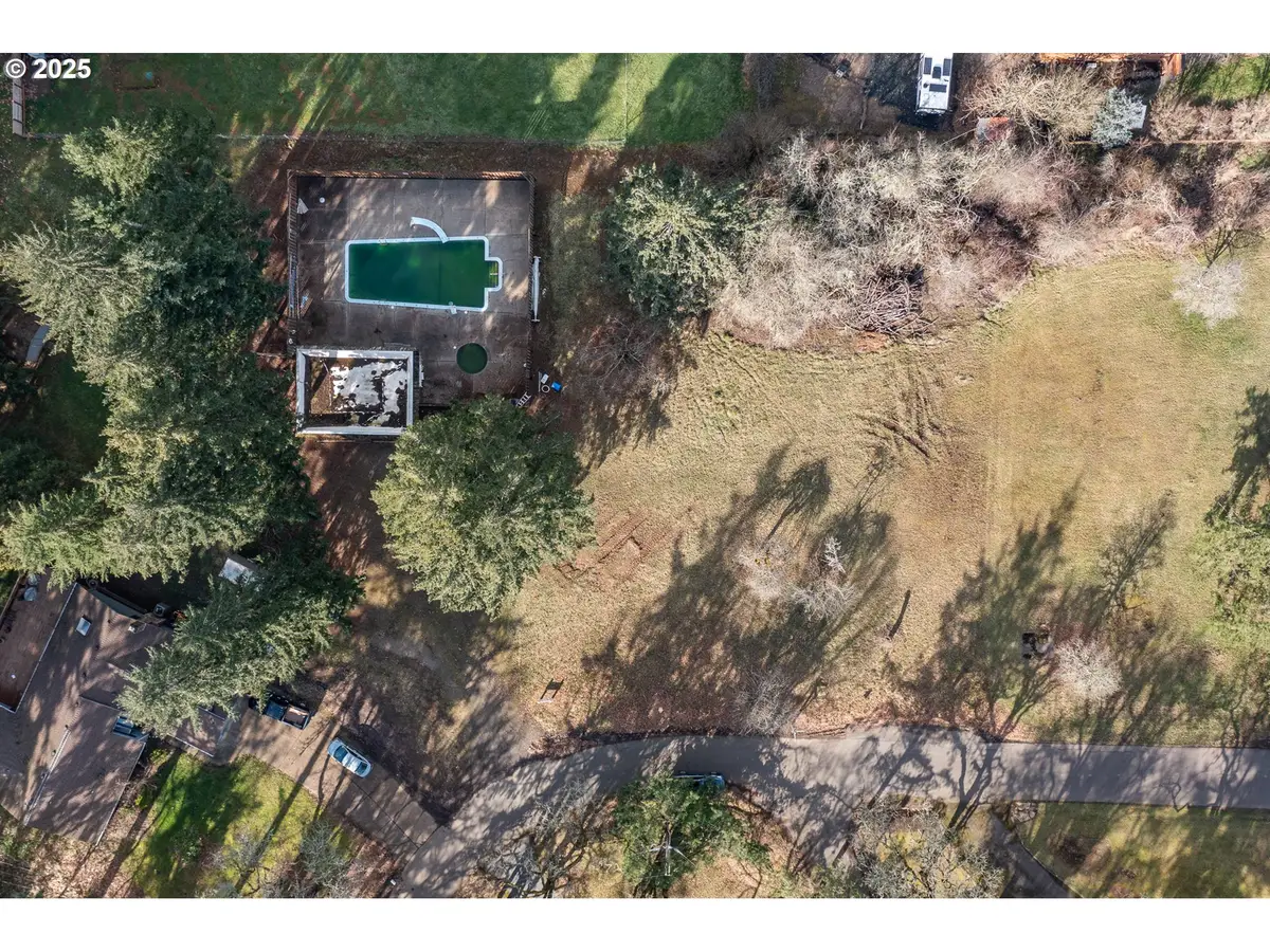 3130 NW Hurleywood Dr, Albany, OR 97321 - Image #1