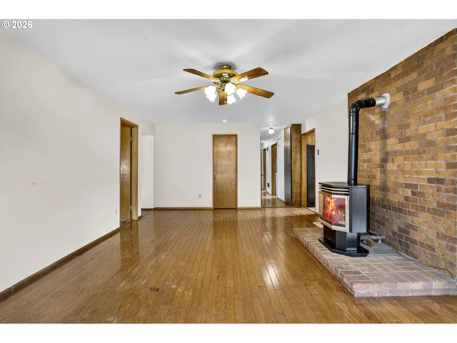 8490 SE Down Way, Milwaukie, OR 97267 - #3