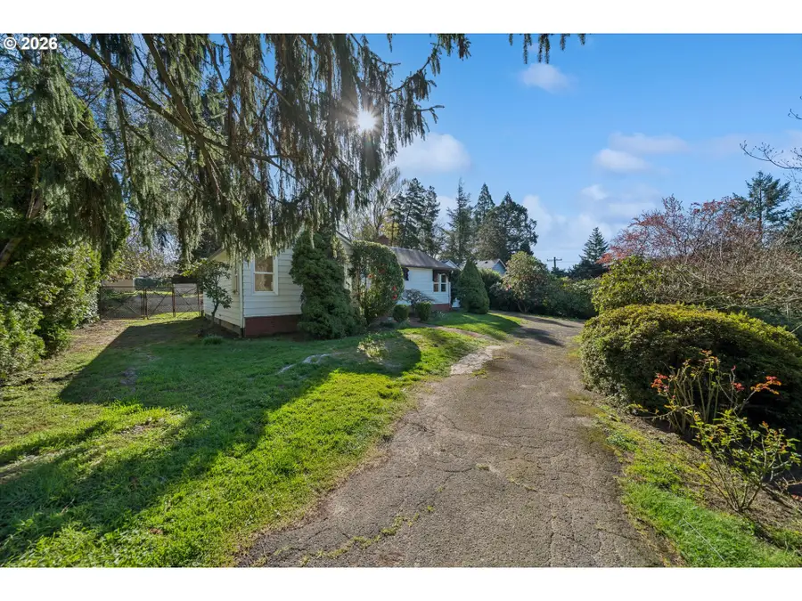 3410 SW Underwood Dr, Portland, OR 97225 - #3